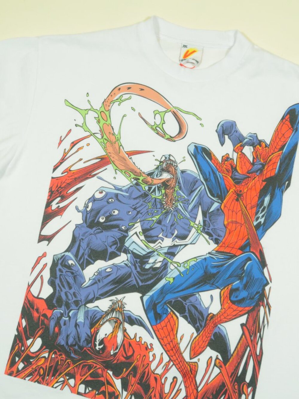 Vengeance Designs Spider Man vs Venom Marvel T Shirt Mens XL White Graphic Print